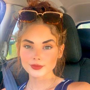 Meet your Posher, Chealyn